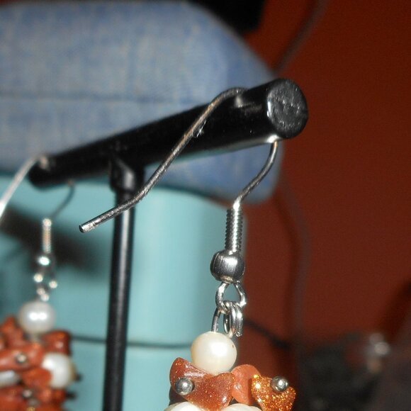 EARRINGS - 1 pair - dangle bead - fish hook ear wire - Picture 7 of 8